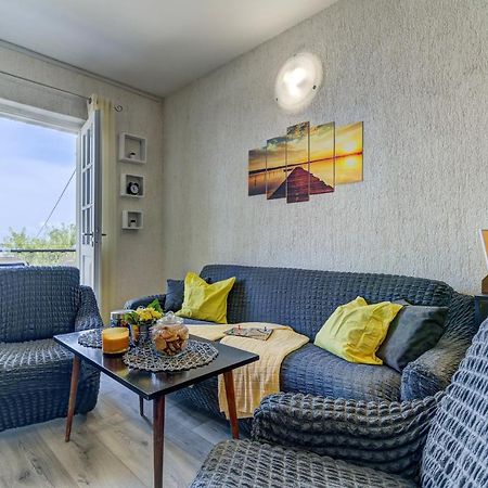 Apartman Sunce 塞尼 外观 照片
