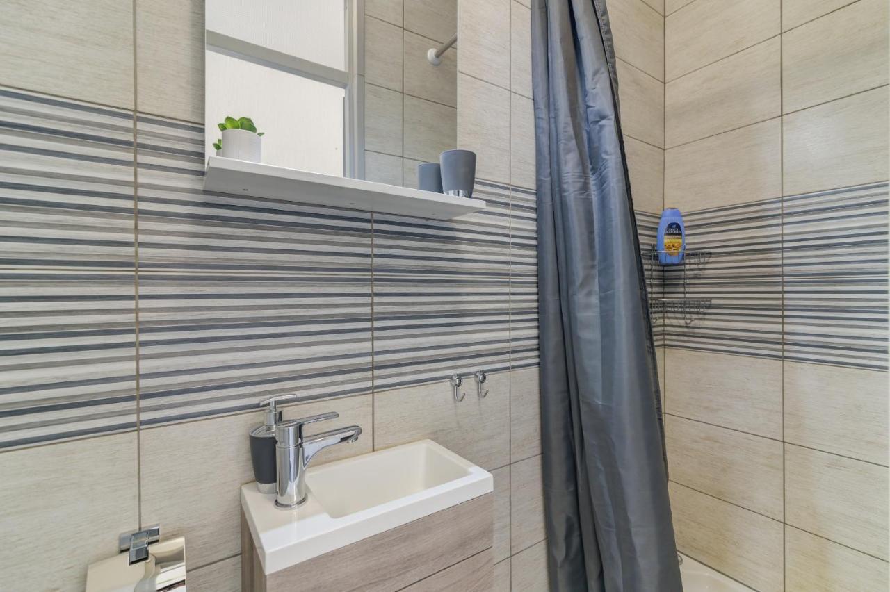 Apartman Sunce 塞尼 外观 照片